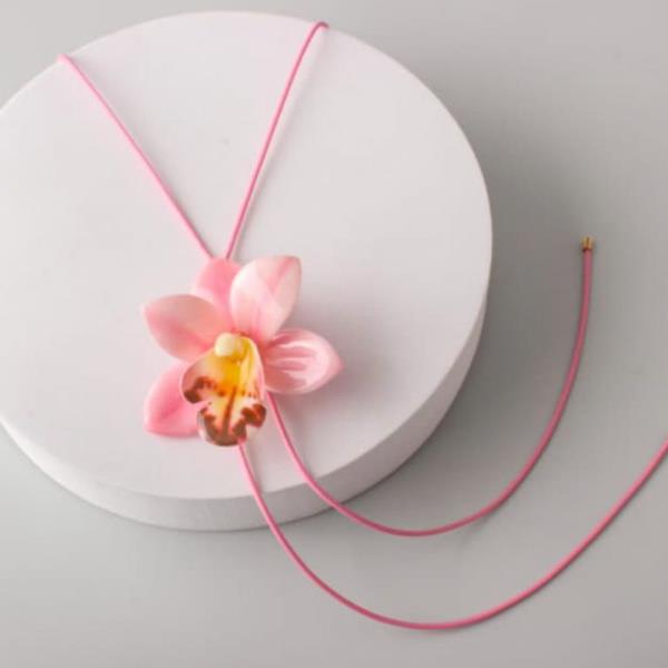 ORCHID BOLO CORD NECKLACE
