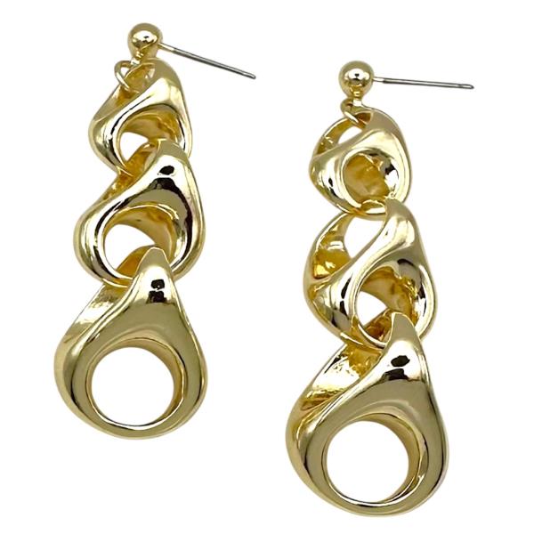 3 POP LINKED DANGLE EARRINGS