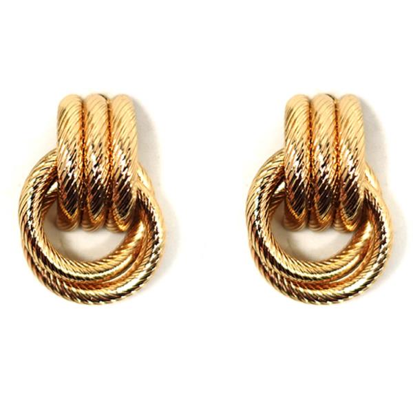 LINK TEXTURED POST HOOP METAL EARRINGS