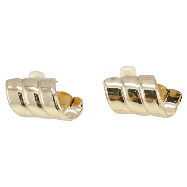METAL RIBBED HUGGIE CLIP ON EARRING