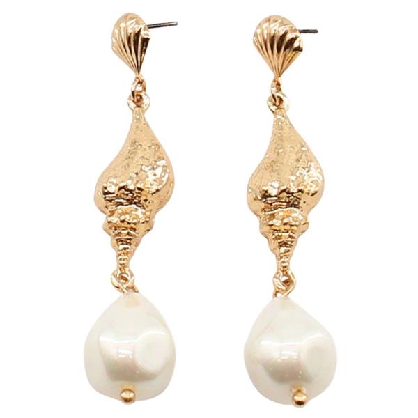HAMMERD SHELLE END PEARL DANGLE EARRING