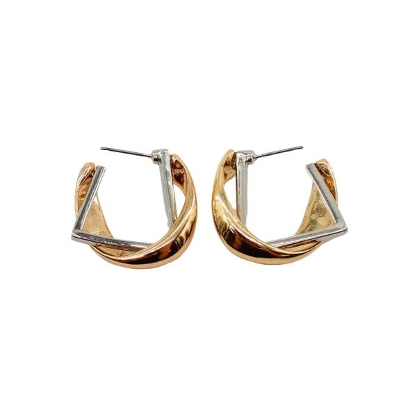 LAYERED HOOP EARRING