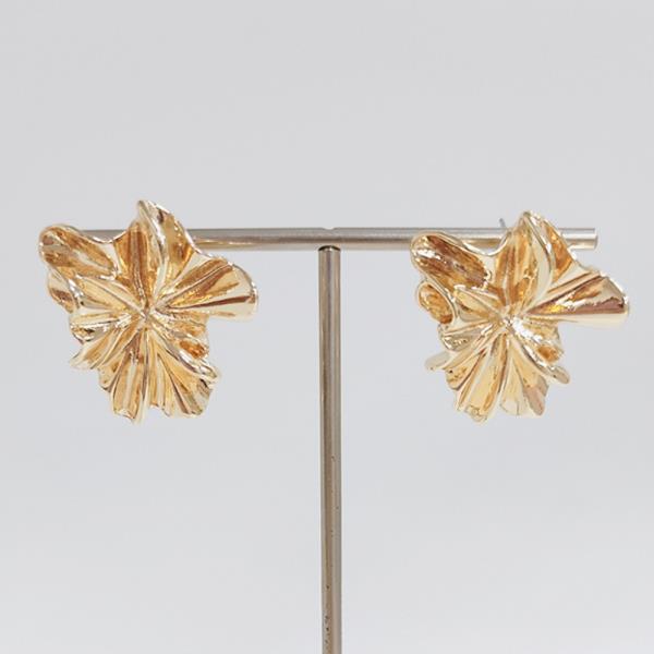 GOLD FLOWER STATEMENT EAR POST EARRING