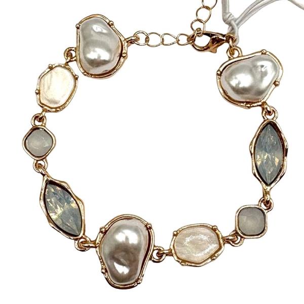 CRYSTAL BRACELET