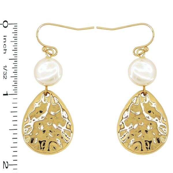 METAL COIN, PEARL EARRING