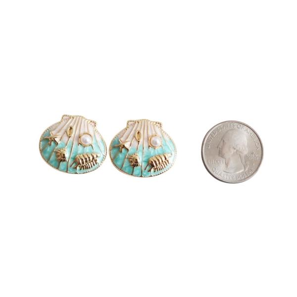 SEALIFE ENAMEL SHELL STUD EARRING