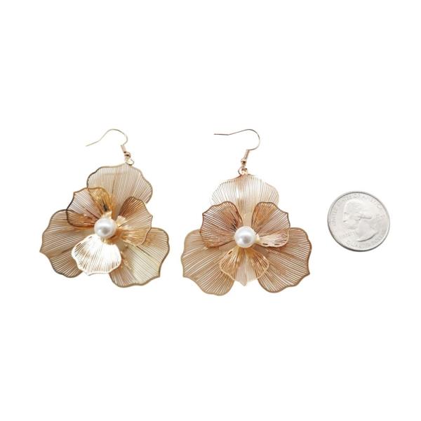 FLORAL PETAL PEARL DROP EARRING