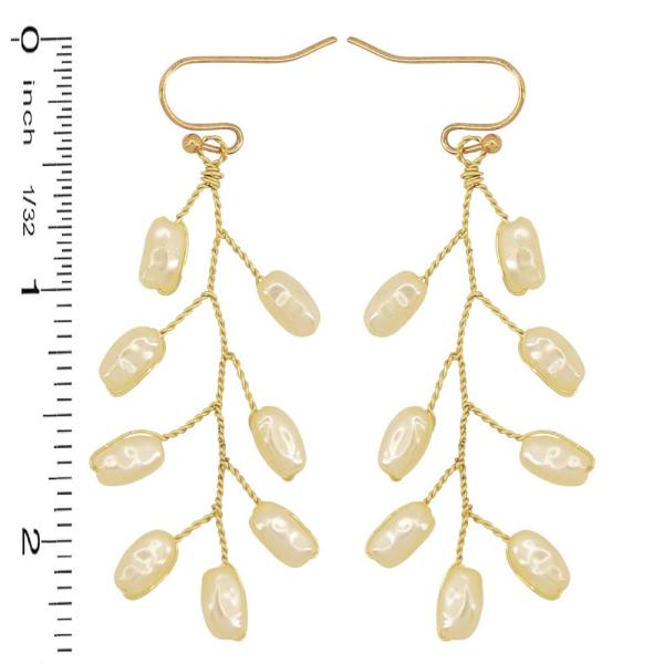 PEARL W/ WIRE DANGLE EARRING