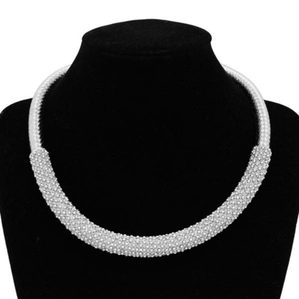 RHINESTONE STATEMENT NECKLACE