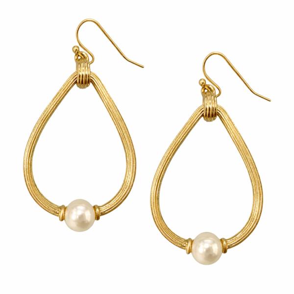 METAL PEAR DROP EARRING