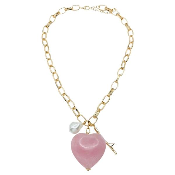 RESIN HEART PENDANT CHAIN NECKLACE