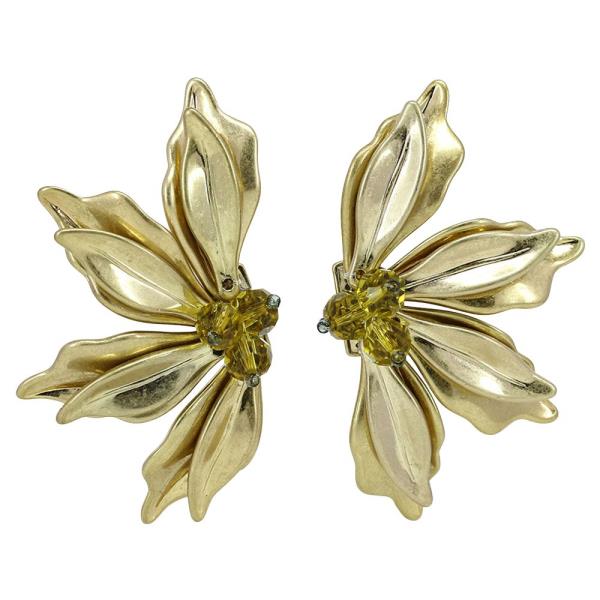 METAL PETAL FLOWER STATEMENT STUD EARRING