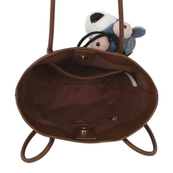 CHIC SHOULDER TOTE BAG W DOLL KEYCHAIN