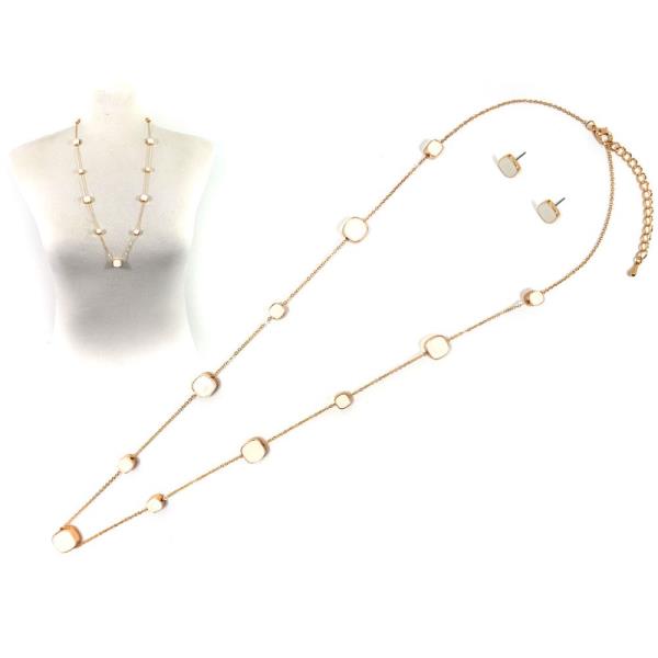 PEBBLE LINK LONG NECKLACE