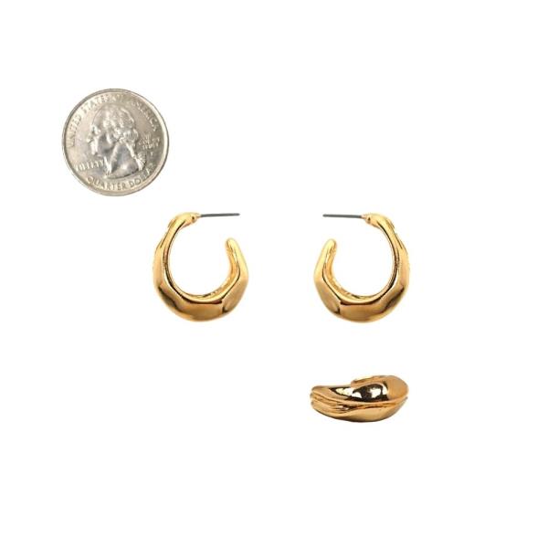 HUGGIE HOOP EARRING