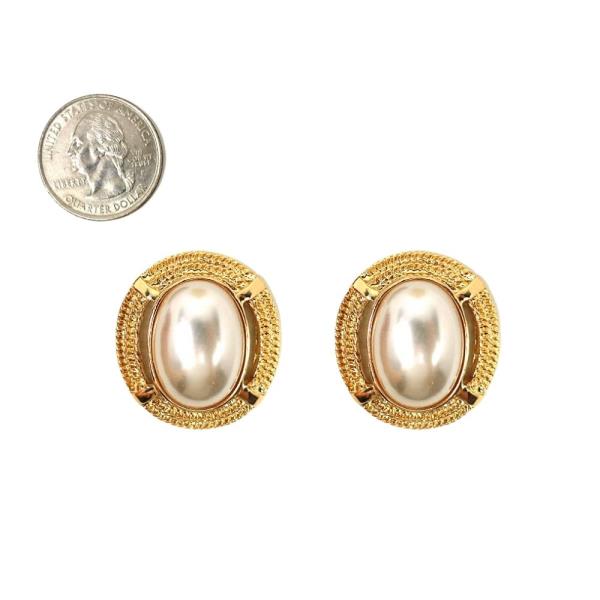 METAL W/ PEARL POST EARRING