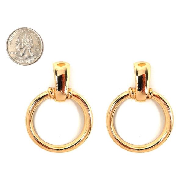 ROUND METAL DROP EARRING
