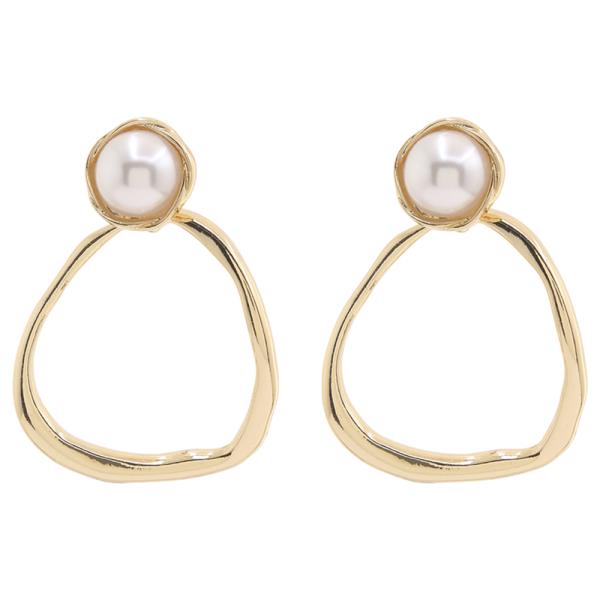 SODAJO PEARL OPEN SHAPE GOLD DIPPED EARRING