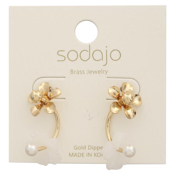 SODAJO FLOWER PEARL GOLD DIPPED EARRING