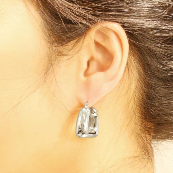 14K GOLD / WHITE GOLD DIPPED PUFFED SQUARE PINCATCH EARRINGS