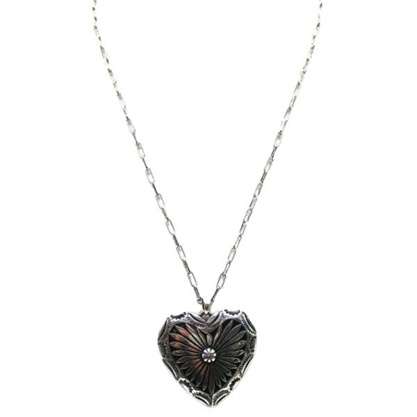WESTERN HEART CONCHO NECKLACE