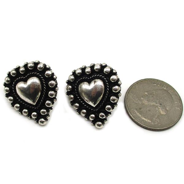 WESTERN SMALL HEART BUBBLE EARRING
