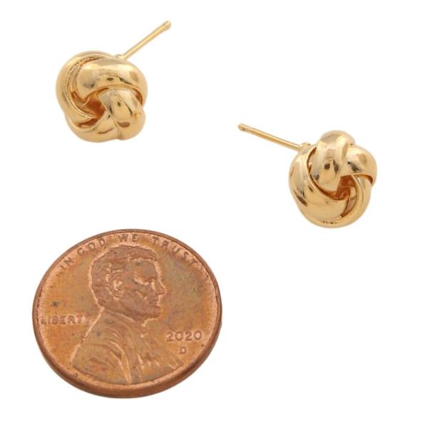 14K GOLD DIPPED KNOTTED POST EARRING