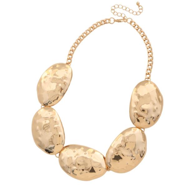 SDJE METAL TEXTURED STATEMENT NECKLACE