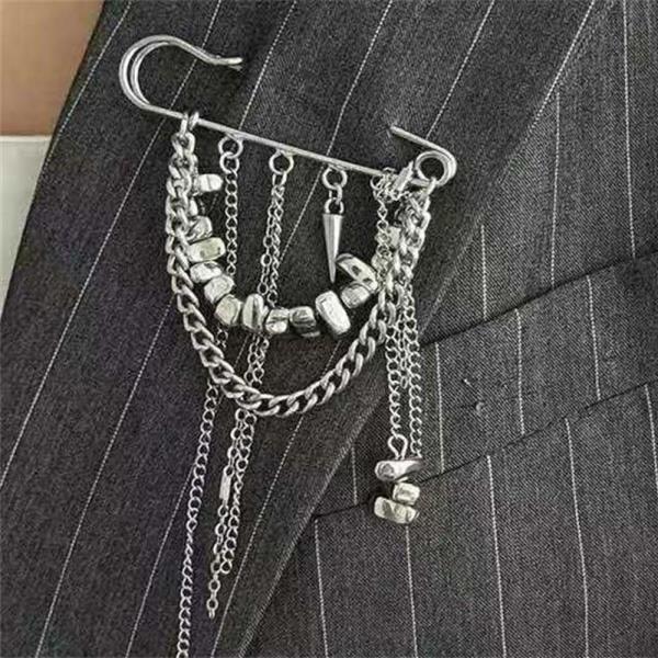 METAL CHAIN TASSEL MULTI LAYER BROOCH