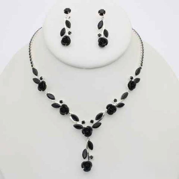 CRYSTAL STONE DROP PENDANT NECKLACE EARRING SET