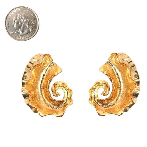 METAL TEXTURED POST EARRING