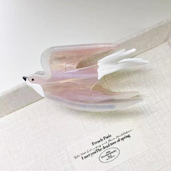 BIRD HAIR CLAW CLIP