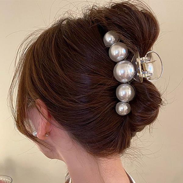 PEARL HAIR CLAW JAW CLIP