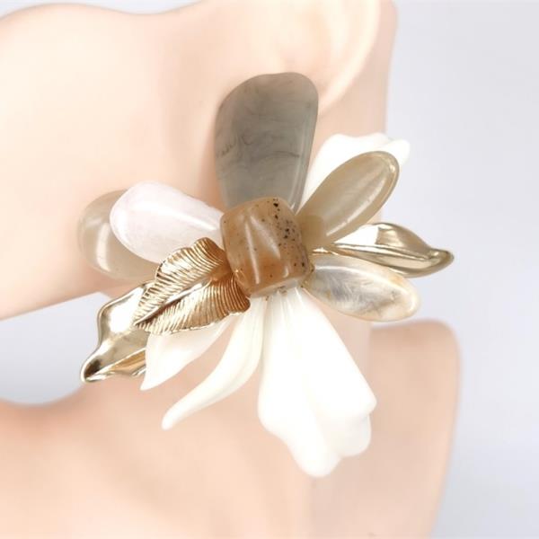 FLOWER PETAL STATEMENT EARRING