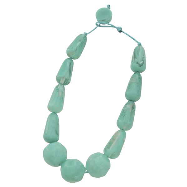 GEOMETRIC RESIN DESIGN STATEMENT NECKLACE