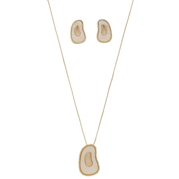 ORGANIC SHAPED PENDANT NECKLACE EARRING SET