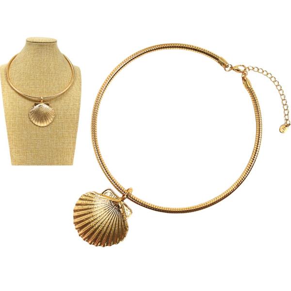 SEA SHELL PENDANT NECKLACE