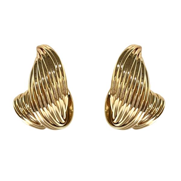 RIBBED METAL STATEMENT STUD EARRING