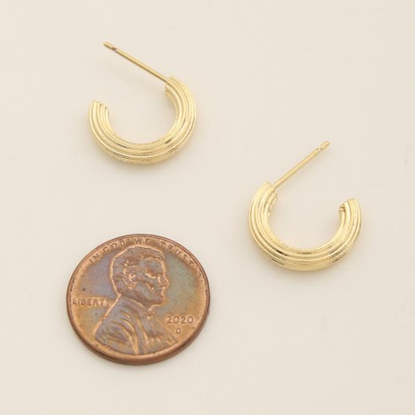 PRECIOUS METAL PLATING TEXTURED RIBBED OPEN HOOP EARRING
