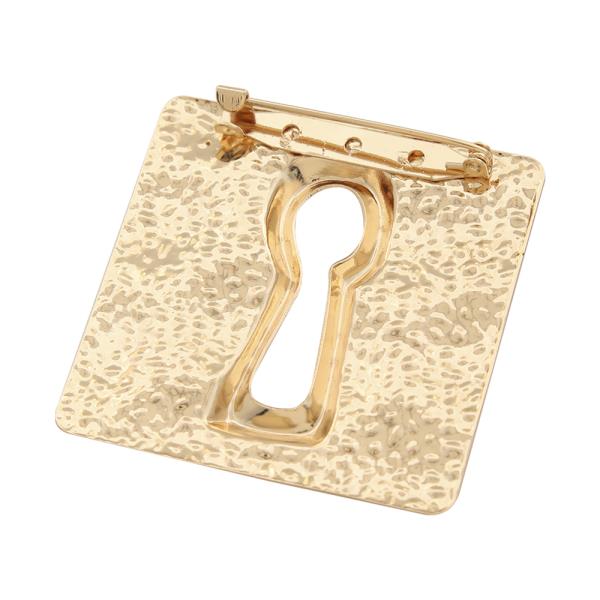 SQUARE TEXTURED KEYHOLE STATEMENT BROOCH