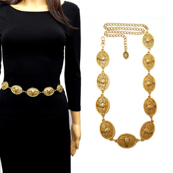 CHAIN BELT FEATURING A SERIES OF LARGE OVAL LINKS