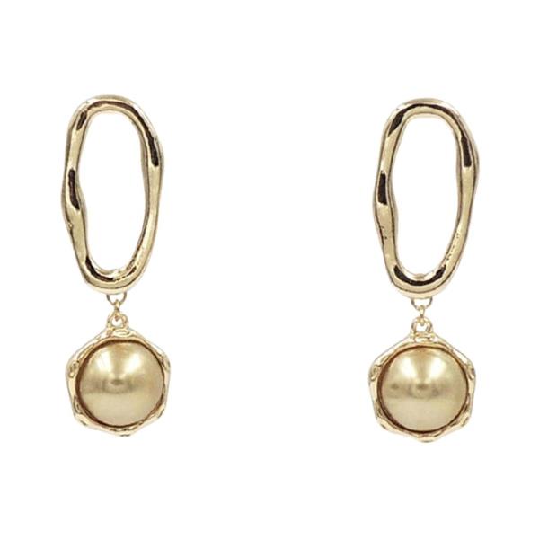 BIG OVAL  PEARL DROP EARRING