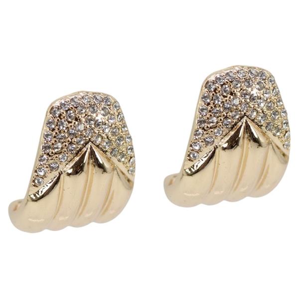 METAL J HOOP PEARL EARRING