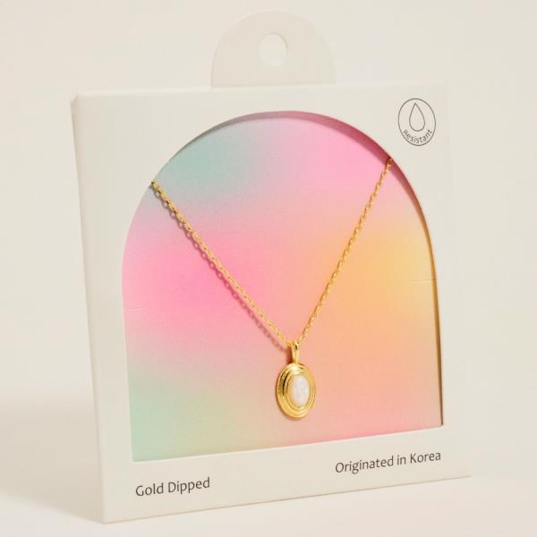 OVAL SHAPED FIRE OPAL W/ GOLD-DIPPED PENDANT SHORT NECKLACE