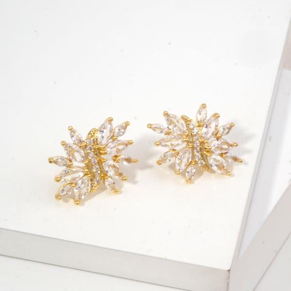 14K GOLD WHITE GOLD DIPPED MARQUISE CZ FLORAL STUD EARRING