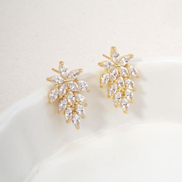 14K GOLD WHITE GOLD DIPPED LEAF INSPIRED CZ EARRING