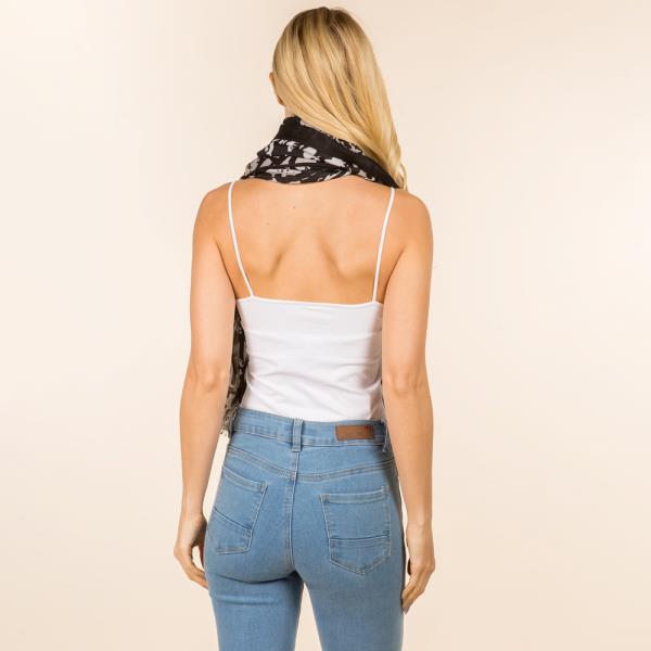 ANIMAL DESIGN SCARF
