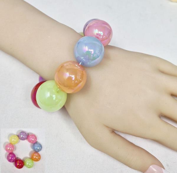 ACRYLIC BEADED STRETCH BRACELET