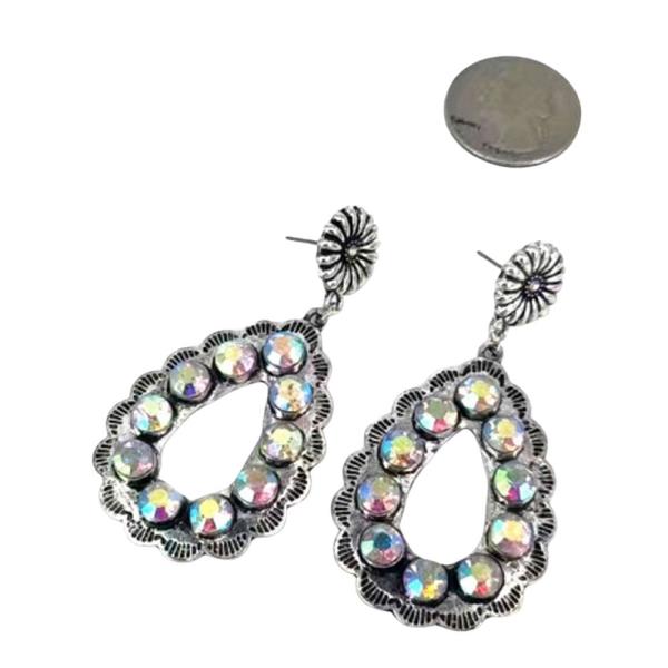 WESTERN TEARDROP CUT CRYSTAL EARRING