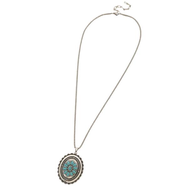 METAL CHAIN WESTERN CONCHO PENDANT NECKLACE